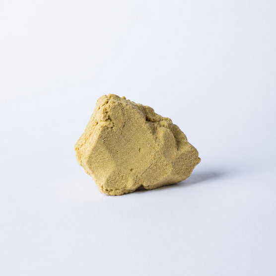 Hachís aromático de cáñamo Súper Dry con 21,79% CBD y 0% THC - La Cordobesa Hash - ProfesorCBD - WeWeed